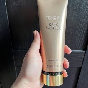 Victoria's Secret Bare Vanilla Lotion - Gold